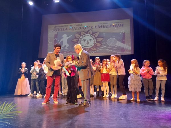 Djeca Pjevaju Semberiji - Dječiji Kulturni Centar Bijeljina
